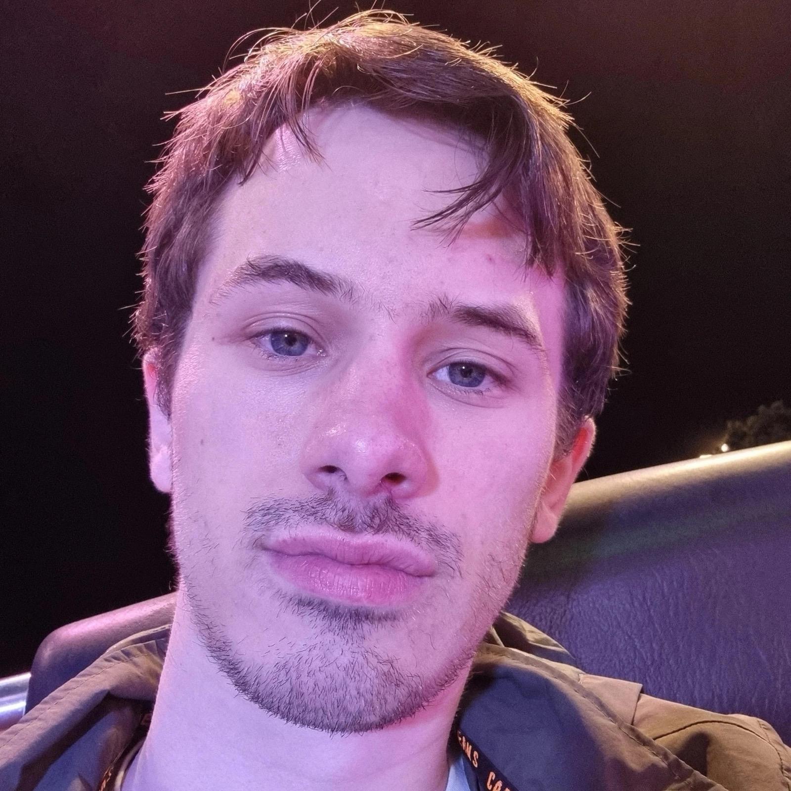 Toon Monnens — Founder & CEO, Mewayz